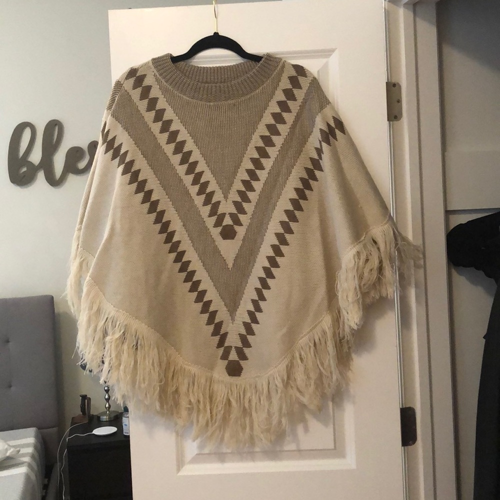 Trendy Poncho